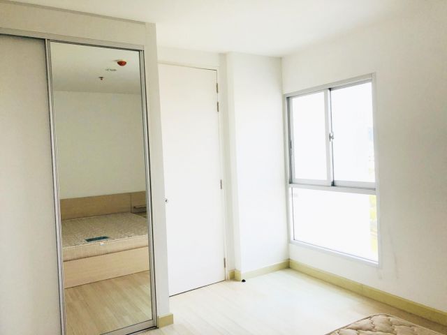 ขาย คอนโด The Parkland Srinakarin Lakeside ราคา 3.6 ล้านบาท (S12-0459)