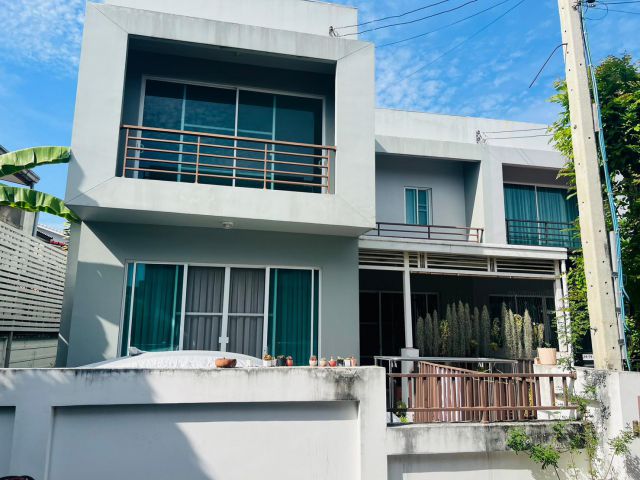 บ้านแฮปปี้โฮม รามอินทรา101 ทาวโฮมน์ 2 ชั้น (ซอย5) แขวงคันนายาว เขตคันนายาว กทม.