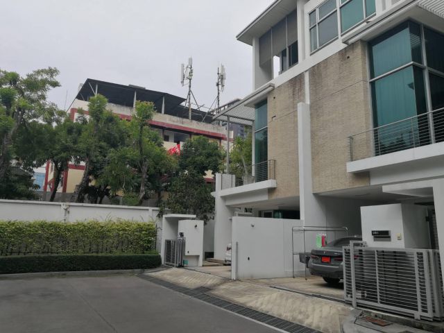 ขายบ้านกลางเมือง The Landmark Residence ลาดพร้าว-รัชดา