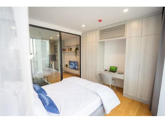 A fully furnished available!!! at Noble Revo Silom