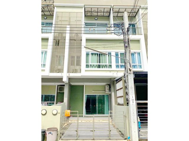 จอดรถ แอร์3 ให้เช่า3ชั้น 3นอน ถ.เคหะร่มเกล้า