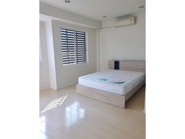 ขาย ทาวน์โฮม 3 ชั้น หมู๋บ้านธาราดี ติดถนนราชพฤกษ์