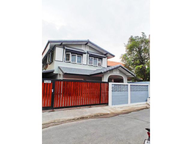 ให้เช่าบ้านเดี่ยว 2 ชั้น ซอยนวมินทร์ 42 แยก 20