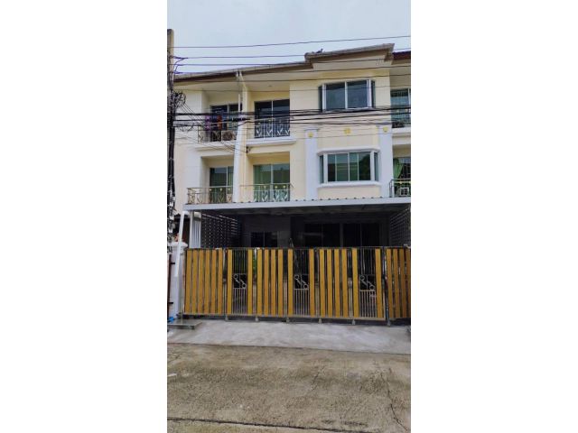 ให้เช่าด่วน 3ชั้น ม. ศุภาลัย สุขุมวิท-ศรีนครินทร์