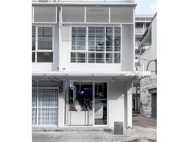ให้เช่าอาคารพาณิชย์ทุ่งวัดดอน สาทร-สาธุประดิษฐ์