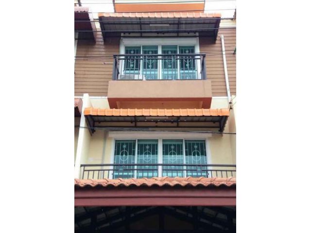 ให้เช่าทาวน์โฮม3ชั้น พหลโยธิน52  สะพานใหม่