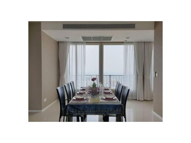 Menam Residences 3 Bedroom