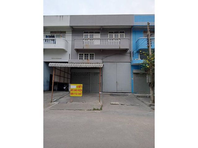 ให้เช่าโกดัง 3 ชั้น ถนนเลียบคลองสี่วาพาสวัสดิ์ เมืองสมุทรสาคร สนใจโทร 081 843 0229