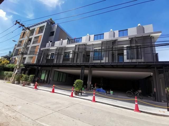 ให้เช่าอาคารสำนักงาน 3ชั้น ถนนลาดพร้าว71 นาคนิวาส