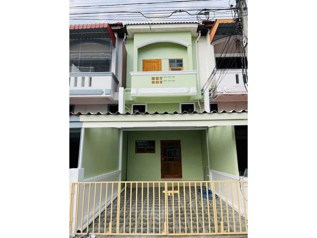 S00909 ขายทาวน์เฮ้าส์ ทำเลดีมาก หมู่บ้านสุจิตรา