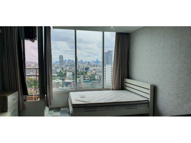 ขายคอนโด La Maison Phaholyothin 24 เฟอร์ครบ พร้อมเข้าอยู่ (S11-0289)