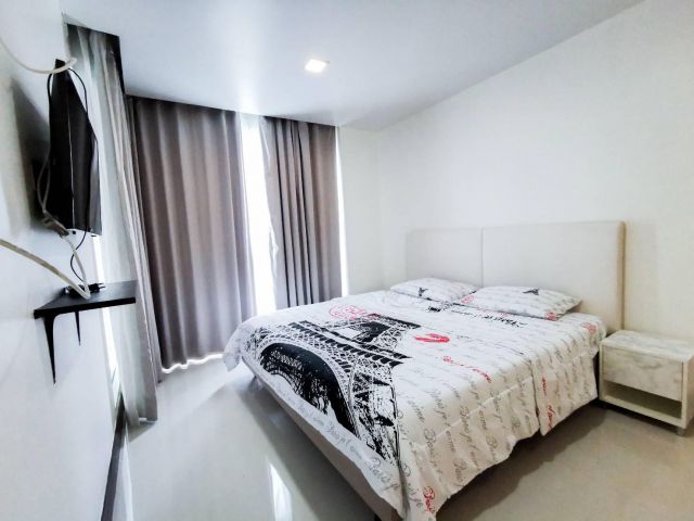 ขายคอนโด ลิฟแอทไฟท์ สุขุมวิท ซอย 5  ราคา 10 ล้านบาท (S12-0479)