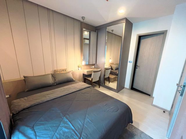 ขายคอนโด Rhythm sukhumvit 36-38 เฟอร์ครบ พร้อมเข้าอยู่ (S12-0482)
