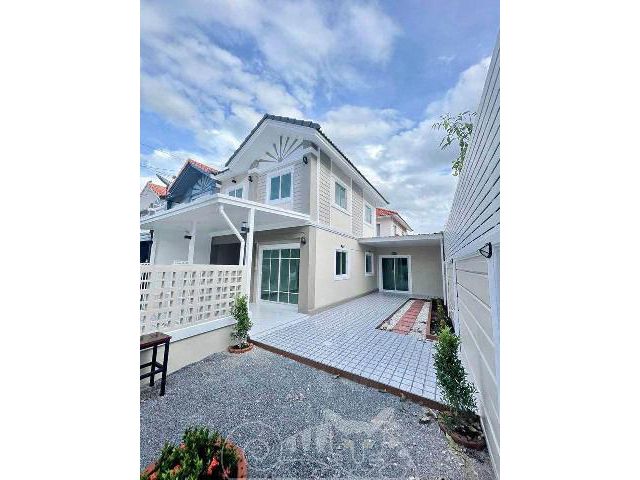 ขายบ้านแฝดหลังมุม พฤกษา 33  วัดลาดปลาดุก บางใหญ่ 2,650,000  บาท