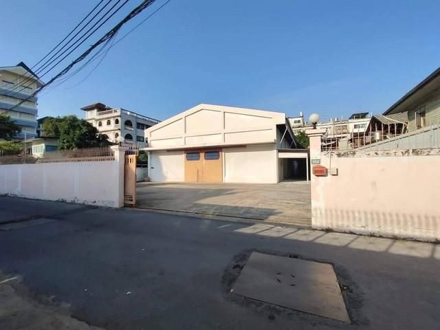 ให้เช่าโกดังเก็บสินค้า สาธุประดิษฐ์ พระราม3