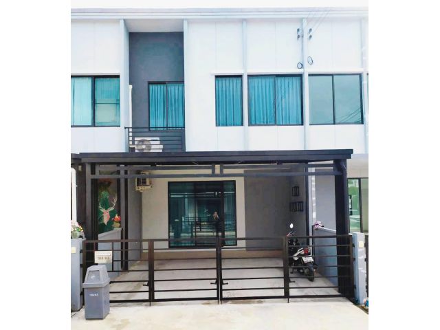 ขายบ้านทาวน์โฮม  พลีโน่ เวสต์เกต (Pleno Westgate)  บางบัวทอง  บ้านสวย เหมือนใหม่ ราคาสุดคุ้ม ขายถูกกว่าโครงการ
