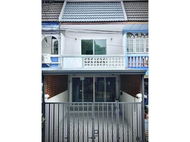 ขายด่วน ทาวน์เฮ้าส์ หมู่บ้านเสนาวิลล่า84 ซอย8 แฮปปี้แลนด์ เจ้าของขายเอง รีโนเวทพร้อมอยู่