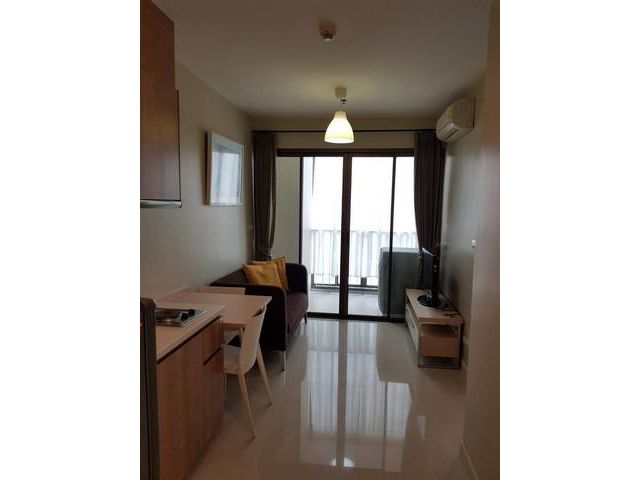 1 bedroom available for sale at Ideo Mix SKV103