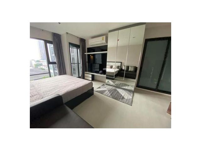 ริทึ่ม สุขุมวิท 36-38 ห้องสตูดิโอ