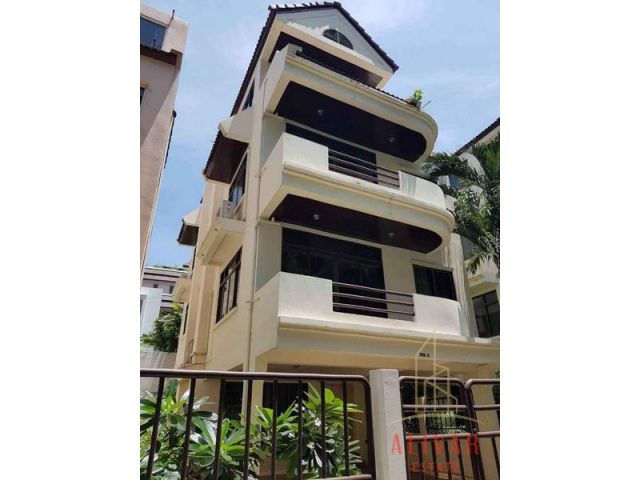 ให้เช่า ทาวน์โฮม 4ชั้น 4 ห้องนอน สุขุมวิท31