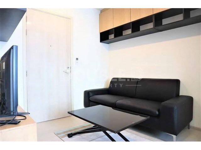 Life Asoke  1bed 1bath 29.69 sq.m. Sale 4.8 MB