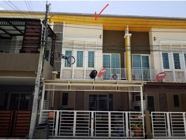 ขายทาวน์โฮม 2 ชั้น โกลเด้นทาวน์ วัชรพล-สุขาภิบาล