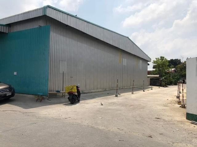 ให้เช่าโกดังพร้อมออฟฟิศ 300 ตรม ซอยลาดพร้าว 101