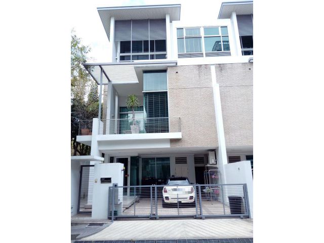 ให้เช่าบ้านกลางเมือง The Landmark Residence ลาดพร้าว-รัชดา