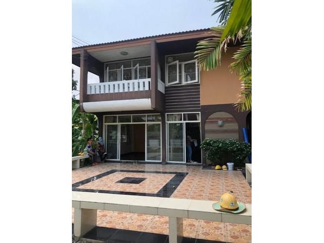 ให้เช่าบ้านเดี่ยวหมู่บ้านอัมรินทรานิเวศน์ 1