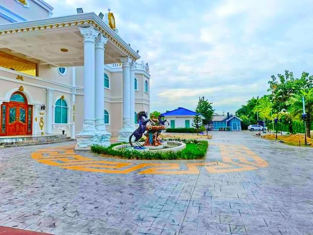 คฤหาส์นหรู 3.2 ไร่ BASIS Inter Sch. เซ็นทรัล