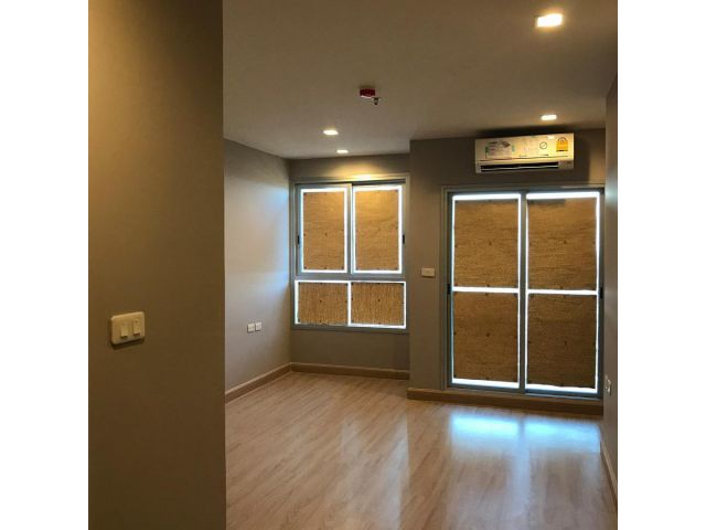 ขายคอนโด Casa Condo ติดสถานีรถไฟฟ้าสีม่วง สามแยกบางใหญ่ ราคาเพียง 1.4 ล้านบาท(S05-0148)