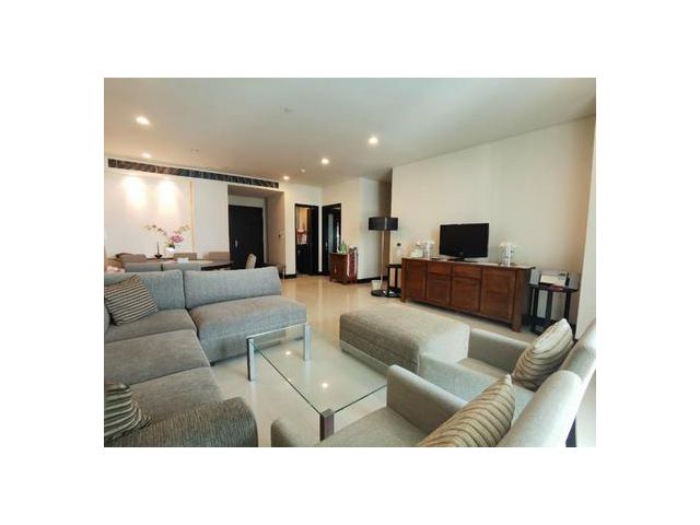 The Park Chidlom 2 Bed