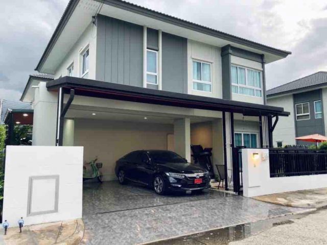 ขายบ้านเดี่ยว 2ชั้น  หมู่บ้านสัมมากร คลอง7 รังสิต-นครนายก