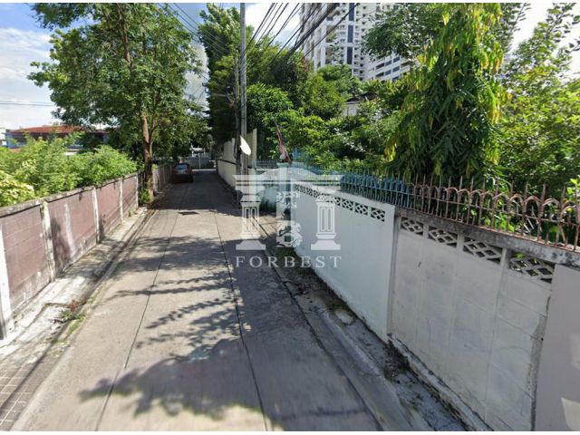 90313 ขายที่ดินใจกลางเมืองใกล้ BTS นานา สุขุมวิท 4