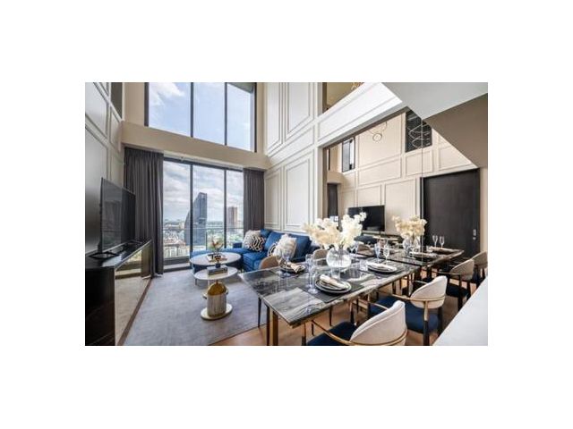 BEATNIQ Sukhumvit 32 2 Bed