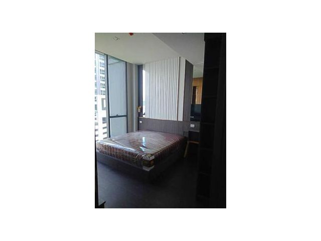 LAVIQ Sukhumvit 57 1 Bed