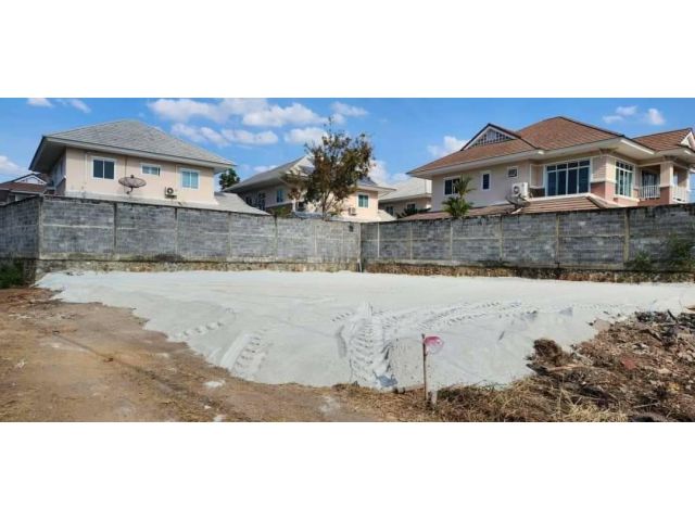ที่ดินติดโรงเรียนสามมุกคริสเตียน 100 ตรว. 2.5ล้าน ต.แสนสุข อ.เมือง จ.ชลบุรี
