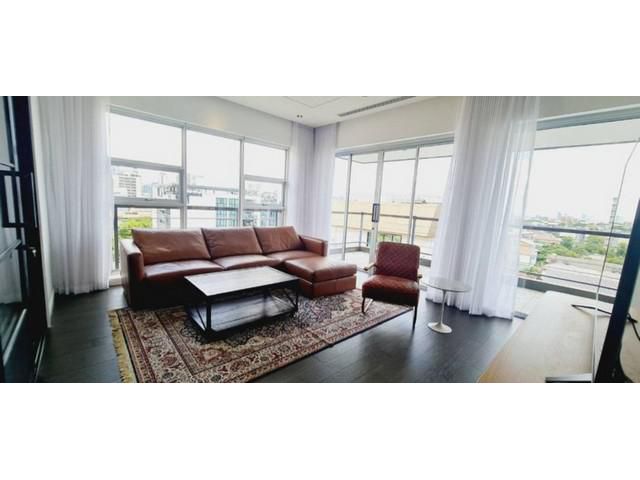 Penthouse Condominium 3 near BTS Ekkamai