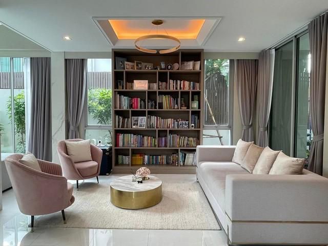 House For Sale ขายบ้านเดี่ยว2ชั้น 100 ตร.ว ราคา 36,000,000 บาท  ย่านดอนเมือง ไฮด์ พาร์ค วิภาวดี Hyde Park Vibhavadi
