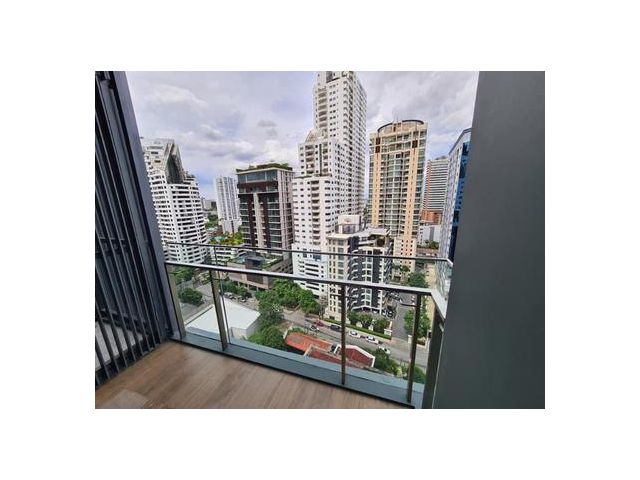 LAVIQ Sukhumvit 57 1 Bed