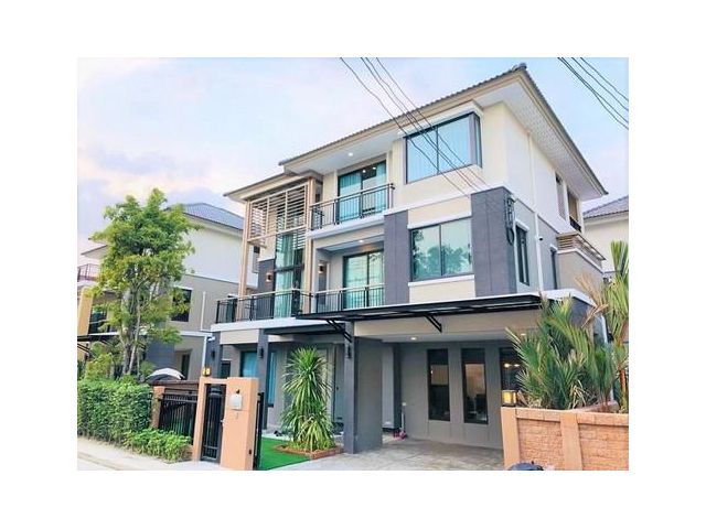 ขายบ้านเดี่ยว 3 ชั้น The Plant Elite พัฒนาการ 38
