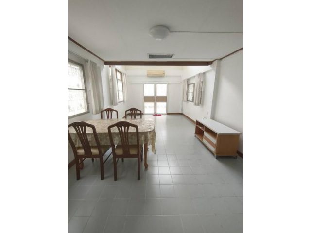 House For Rent ให้เช่าบ้านเดี่ยว2ชั้น ราคา 35,000 บาท ย่านสุขุมวิท ทองหล่อ เพชรบุรี พร้อมพงษ์ เหมาะสำหรับพักอาศัย ทำออฟฟ