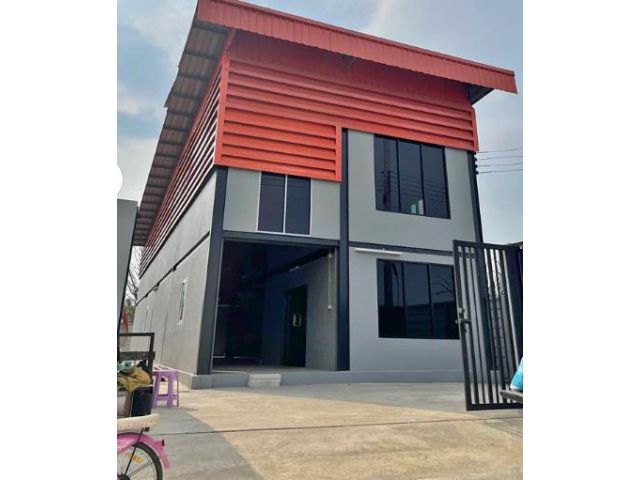 ให้เช่าโกดัง 242 ตรม ถนนคลองถนน บางใหญ่