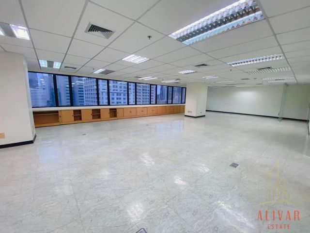 ให้เช่า พื้นที่ สำนักงาน Ocean Tower 1 ชั้น 12