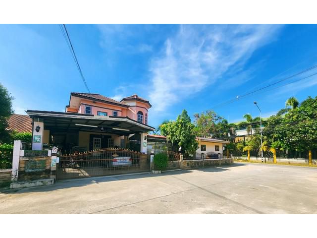 บ้านเดี่ยว ติดถนน ค้าขายได้ หลังมุม 1งาน 100 ตรว.