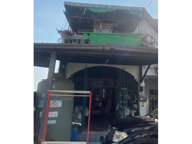 ขายด่วนทาวน์เฮาส์2ชั้น หมู่บ้านอรณิชาสิริ ซอย4 ตำบลบึงคำพร้อย อำเภอลำลูกกา จังหวัดปทุมธานี
