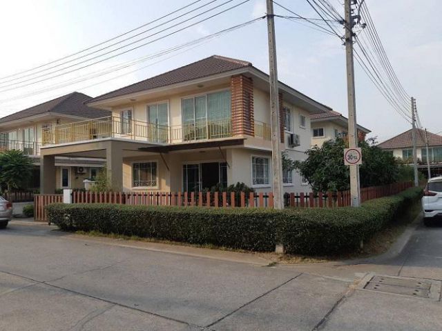 U1223 ให้เช่าบ้านเดี่ยว 2 ชั้น หมู่บ้านอาภากร 3 ศาลายา-บางภาษี ย่านพุทธมลฑล บ้านสวยหลังมุม  ทำเลดีเดินทางสะดวก ใกล้มหาวิ