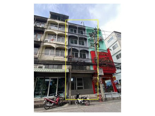 ให้เช่าอาคารพาณิชย์ 4 ชั้นครึ่ง ซอยสุขุมวิท 93