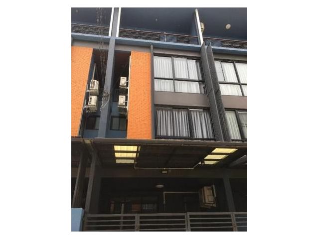 ให้เช่าทาวน์โฮม 3 ชั้นครึ่ง HAUS35 ถนนแจ้งวัฒนะ