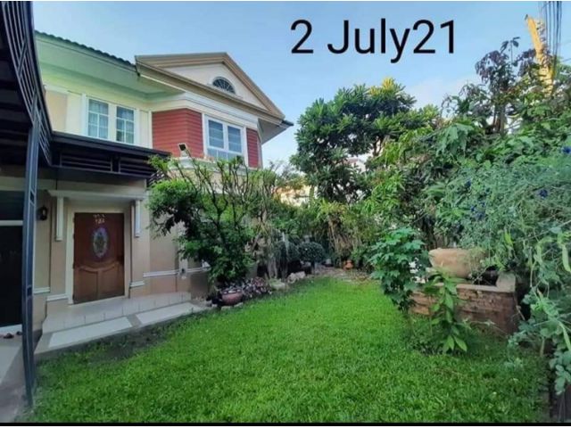 U1225 ให้เช่าบ้านเดี่ยว 2 ชั้น หมู่บ้านเพอร์เฟคเพลส รัตนาธิเบศร์ ใกล้สถานีรถไฟฟ้าสายสีม่วงสถานี ไทรม้า เป็นถนนที่เชื่อมก